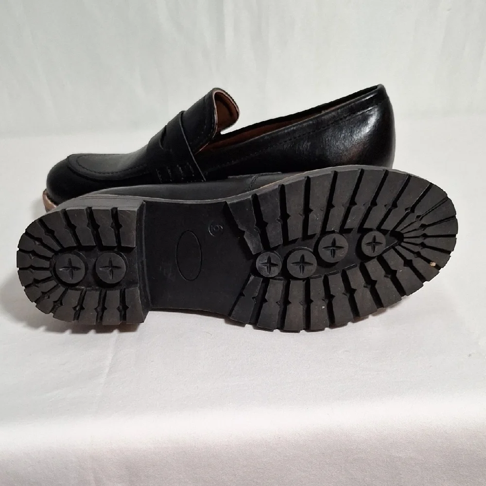 Dream Pairs Black Leather Flats with Classic Penny Design